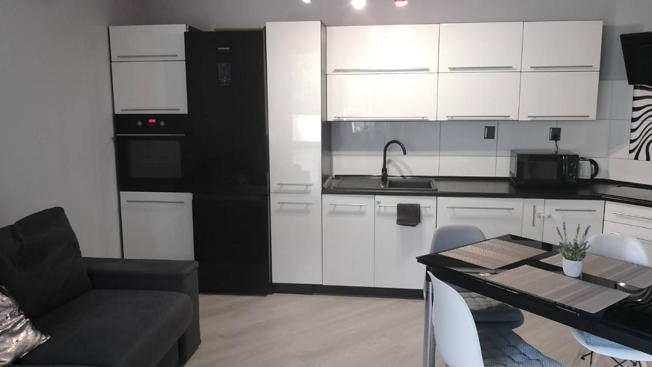 Apartament Zalesie Z Tarasem Lubiń Exteriér fotografie